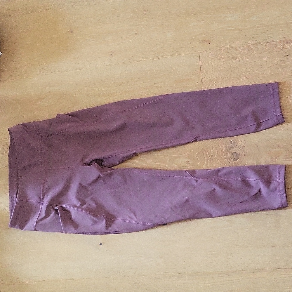 Lululemon Cropped Run Leggings size 6